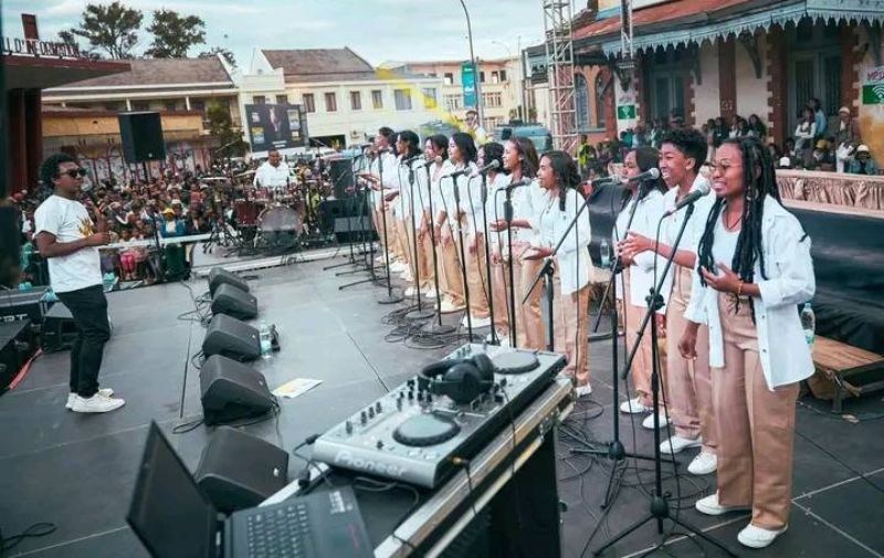 Revivez en images le grand concert évangélique d'Antsirabe du 27 août 2023  devant le podium. TGC Officiel Iz'Art Gospel Tanora Masina Itaosy